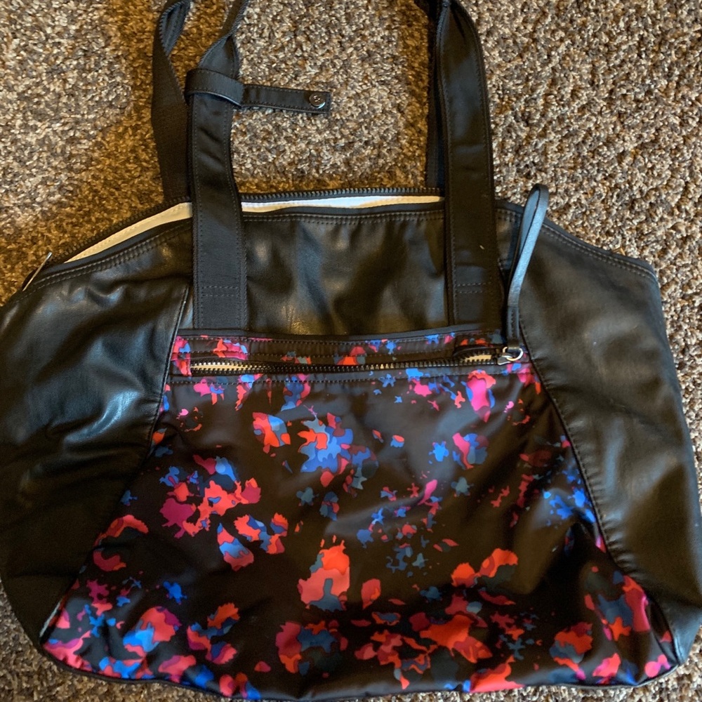 Lululemon gym bag
